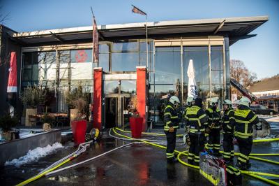 Altbach: Brand der Bikeschmiede - Feuerwehr im Grosseinsatz